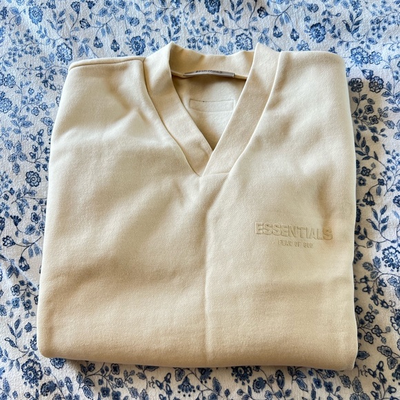 Fear Of God Essentials cream vest - Picture 4 of 9